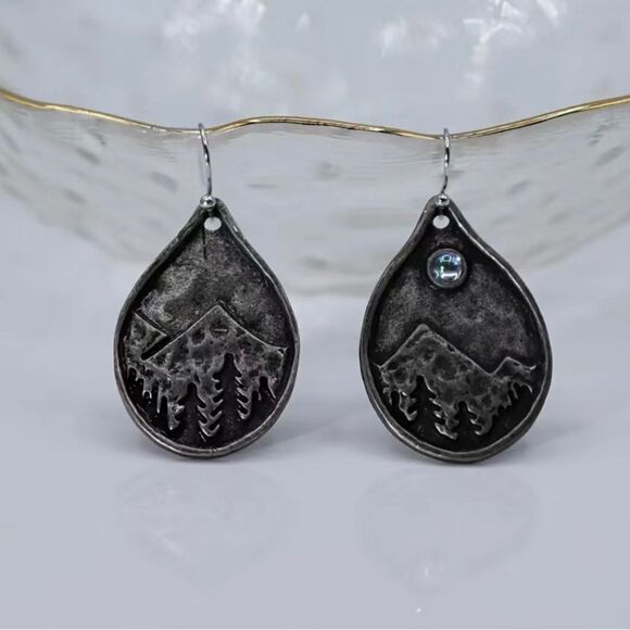 🏷️ Moonrise Mountain Peak Hook Earrings - Picture 2 of 3